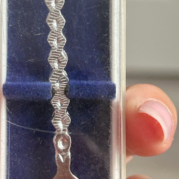 5/$25 Gaspe QC souvenir spoon for coffee 🥰 - Picture 5 of 5